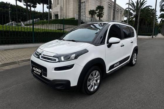 CITROËN AIRCROSS 1.6 VTI 120 FLEX 100 ANOS EAT6 CITROËN AIRCROSS 1.6 VTI 120 FLEX 100 ANOS EAT6